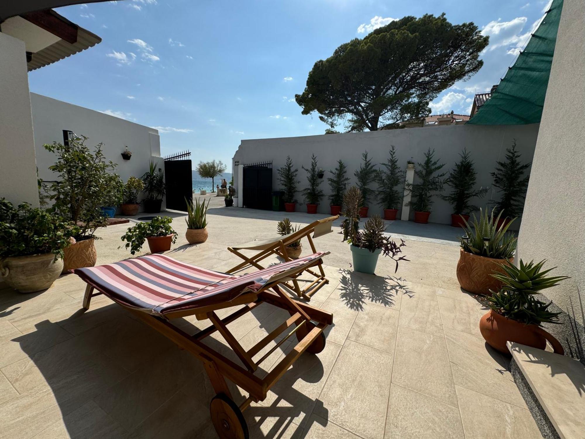 Beach House Oasis Villa Livak Kaštela Eksteriør bilde